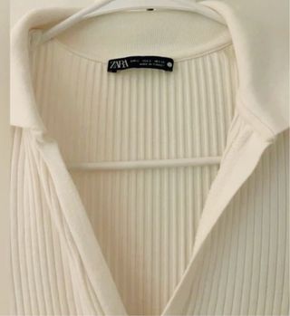 Vestido midi acanalado Zara