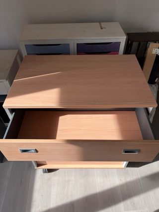 Cajonera de oficina con ruedas