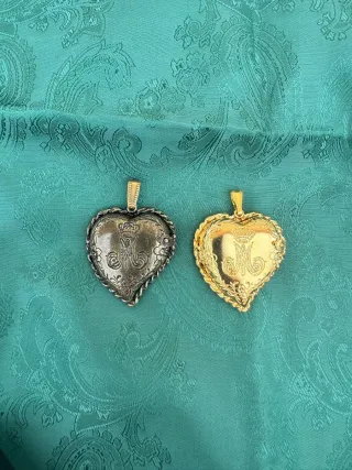 Guardapelos fallera corazón