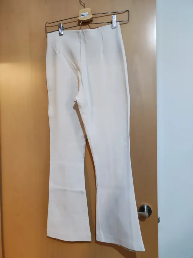 Pantalones leggins crudo flare