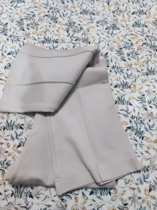 Pantalones leggins crudo flare