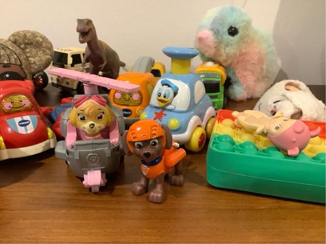 Lote de juguetes varios - oferta 6 euros