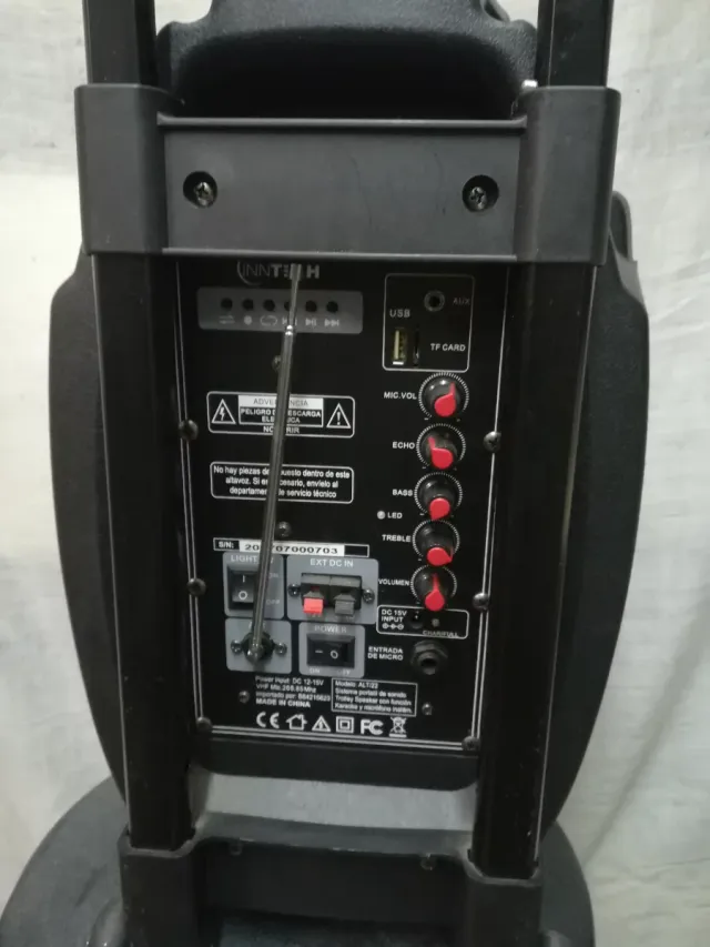 Subwoofer Portátil InnTech Negro/Rojo