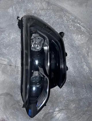Faro Delantero Derecho Renault Megane 4