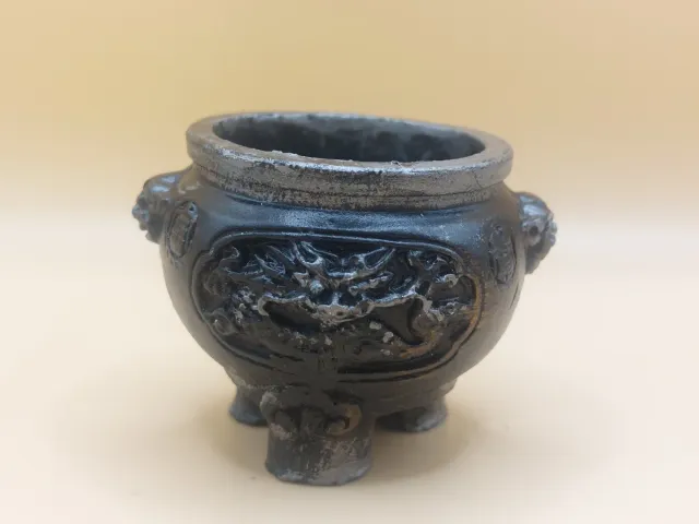 Incienso Ceramica Nera Draghi e Rilievi