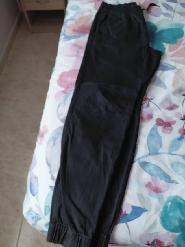 Pantalón negro