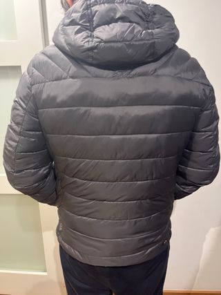 Abrigo Napapijri gris acolchado