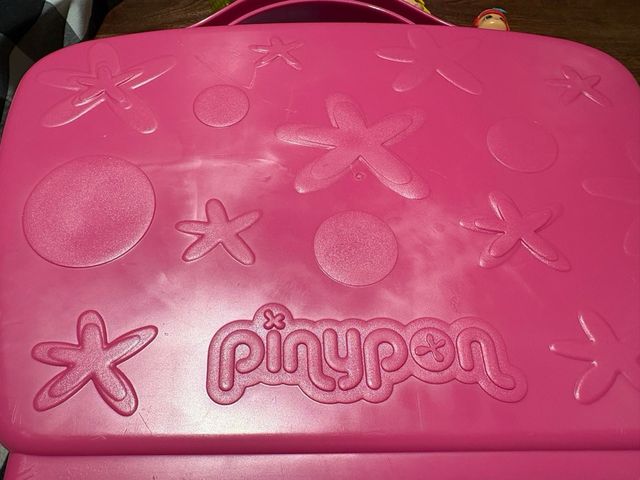 Maletín PinyPon con 7 figuras