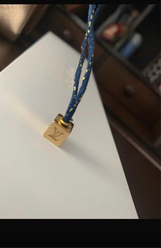Pulsera Louis Vuitton artesanal detalle original