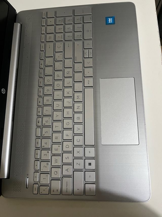 HP Laptop 15s-fq3xxx Intel Celeron 8GB RAM