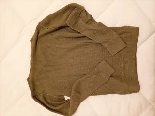 Maglione Imperial scollo a V con bottoni