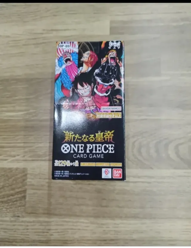 Caja de cartas One Piece