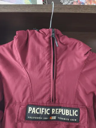 Cortavientos Pacific Republic Rojo