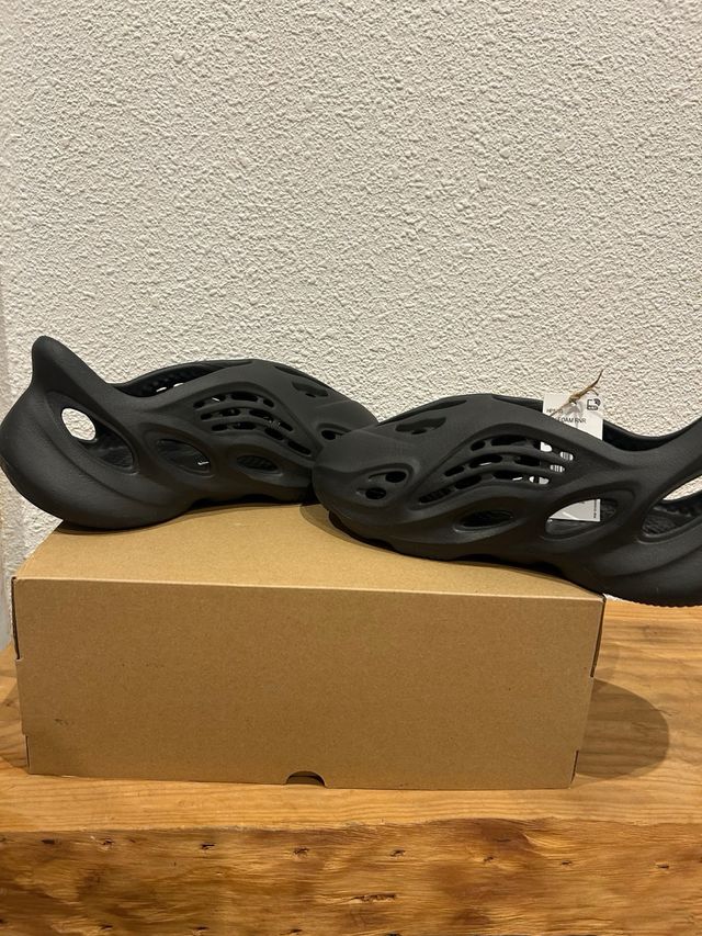 Yeezy Foam Runner Onyx