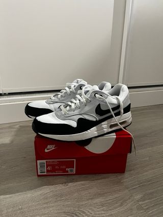 Zapatillas Nike Air Max Blancas y Negras