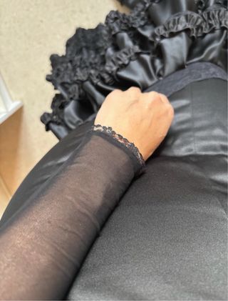 Traje de flamenca negro con volantes