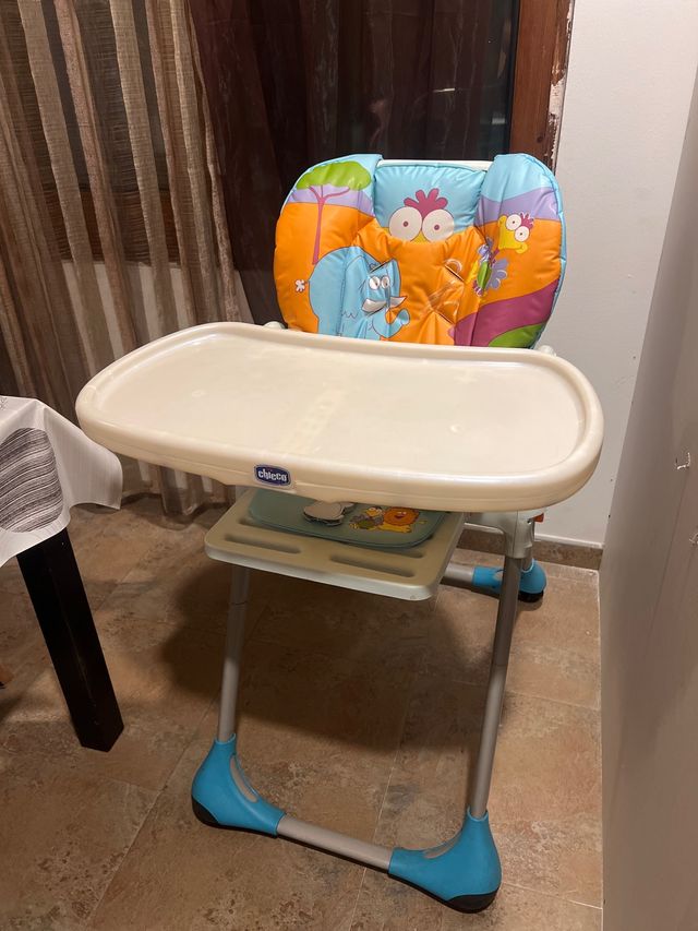 Trona Chicco con cojín estampado