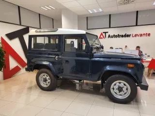Land Rover restaurado  1982