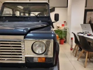 Land Rover restaurado  1982