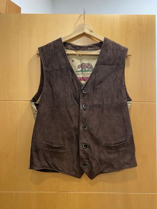 Chaleco Quintessence Marrón Suede