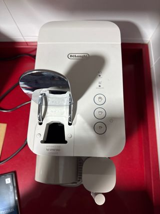 Cafetera Nespresso DeLonghi Lattissima One