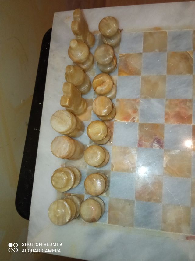 Tablero de ajedrez de mármol