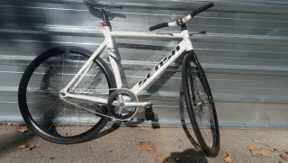 Fixie Sensa Pista Holland fixed gear cinelli miche