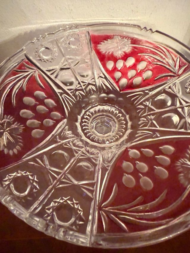 Centro de mesa cristal tallado rojo