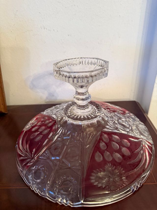 Centro de mesa cristal tallado rojo