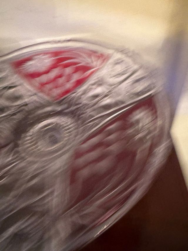 Centro de mesa cristal tallado rojo