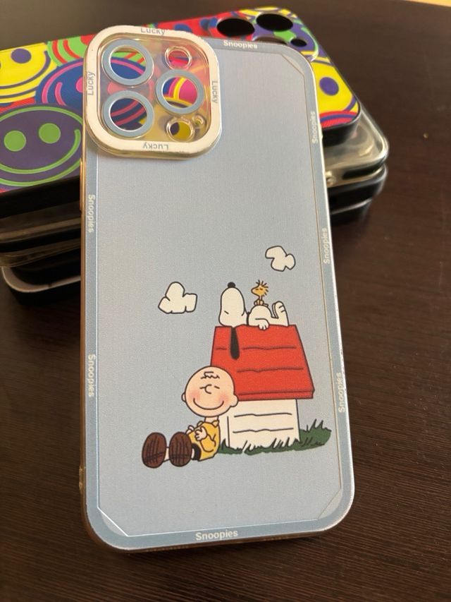 Fundas iPhone 13 Pro max todas juntas 35 €