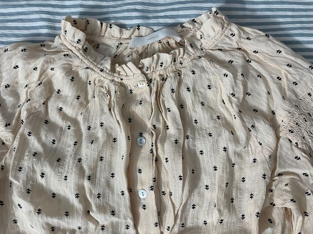 Blusa Mango Beige Estampada