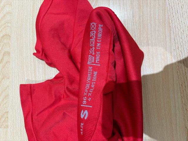 Leggings cortos rojos Prozis