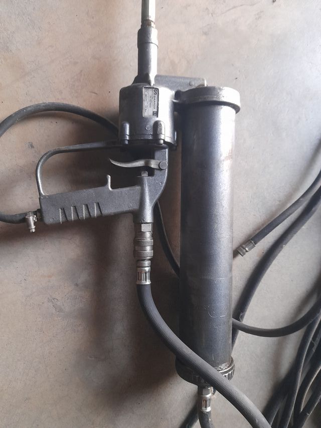 Engrasadora Neumática Profesional