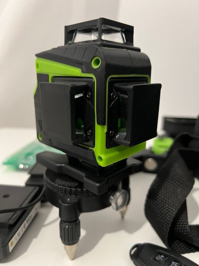 Nivel Láser Autonivelante 360°