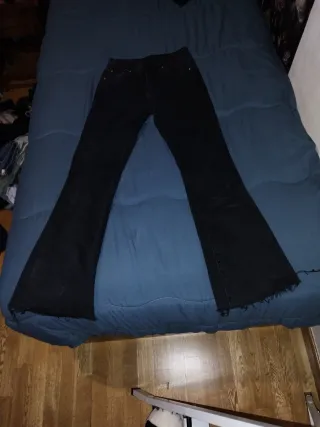 Pantalón campana negro mujer