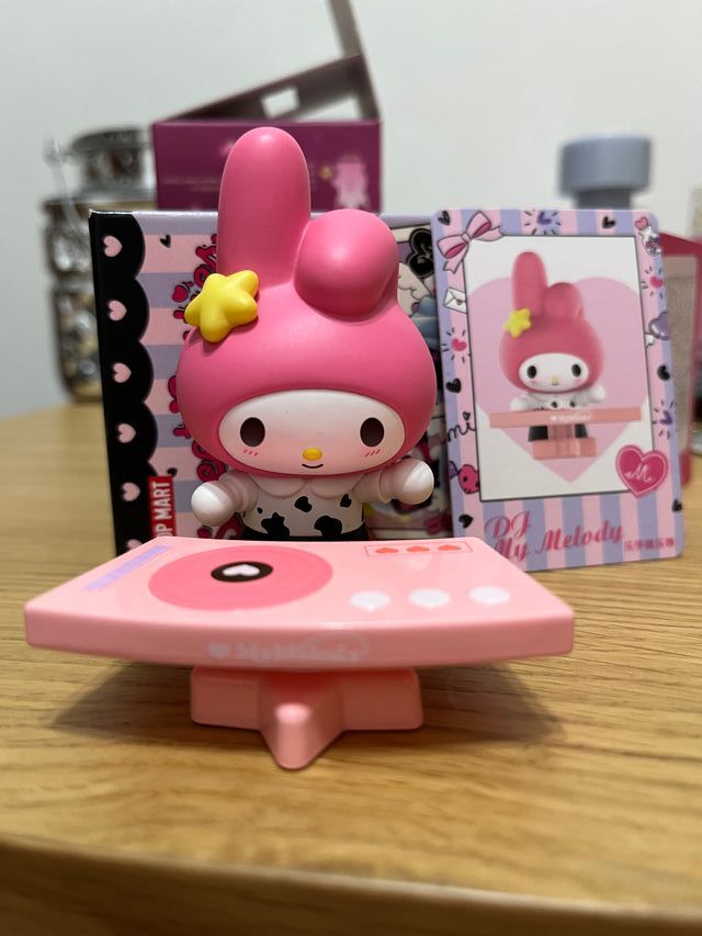 Pop Mart My Melody Sanrio Sweet besties blind box