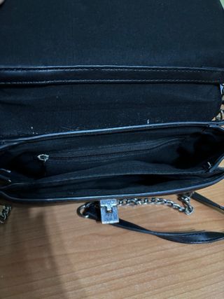 Bolso negro Stradivarius