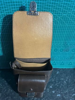 Bolso artesanal cuero marrón