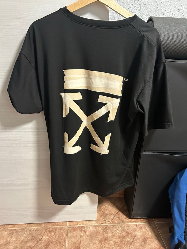 Camiseta Off-White Negra