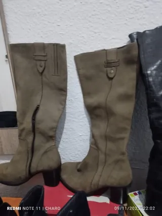 Lote de botines y botas