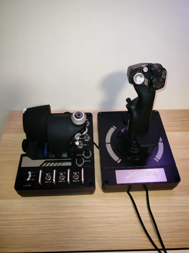 Logitech X56 HOTAS