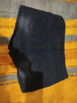 Shorts vaqueros con estampados