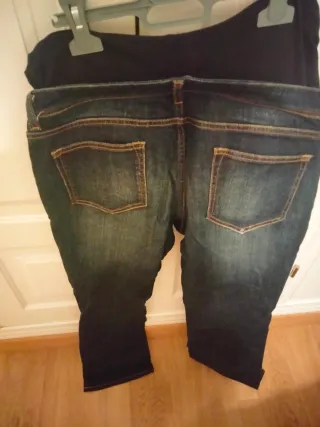 Pantalones vaqueros premamá