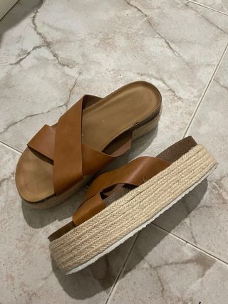 Sandalias plataforma esparto marrón