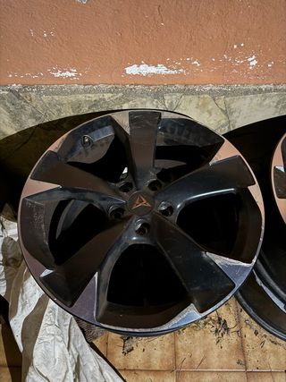 Llantas originales CUPRA 18” – 5 birlos (5x112)