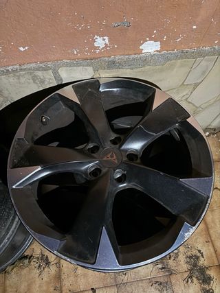 Llantas originales CUPRA 18” – 5 birlos (5x112)