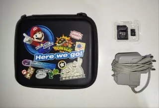 Nintendo 2DS Roja y Blanca + 2 Juegos