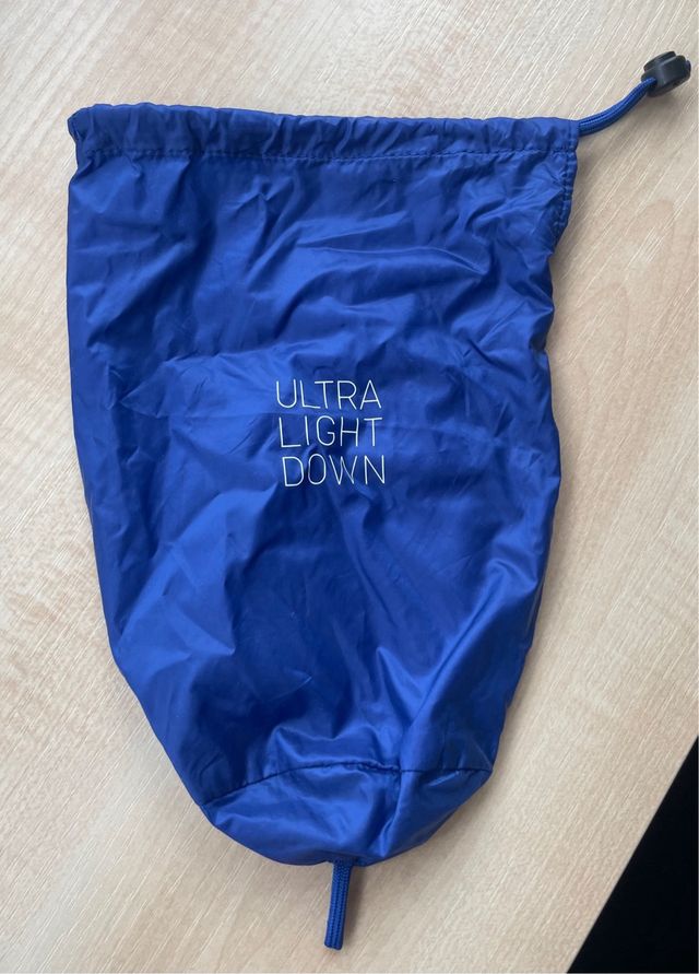 Plumífero Uniqlo Ultralight Azul