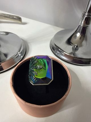 Anillo Swarovski colores precioso y lujoso modelo!